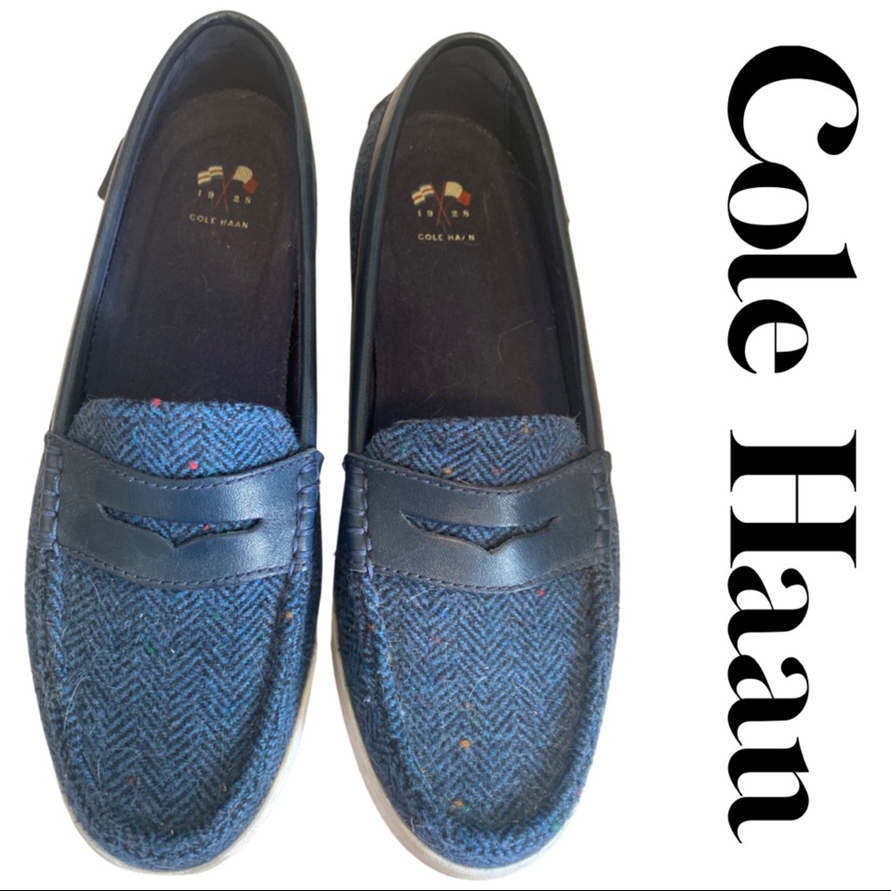 COLE HAAN*NANTUCKET LOAFER*BLUE HERRINGBONE